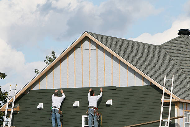 Professional Emergency Siding Repair technician working in Barboursville, VA